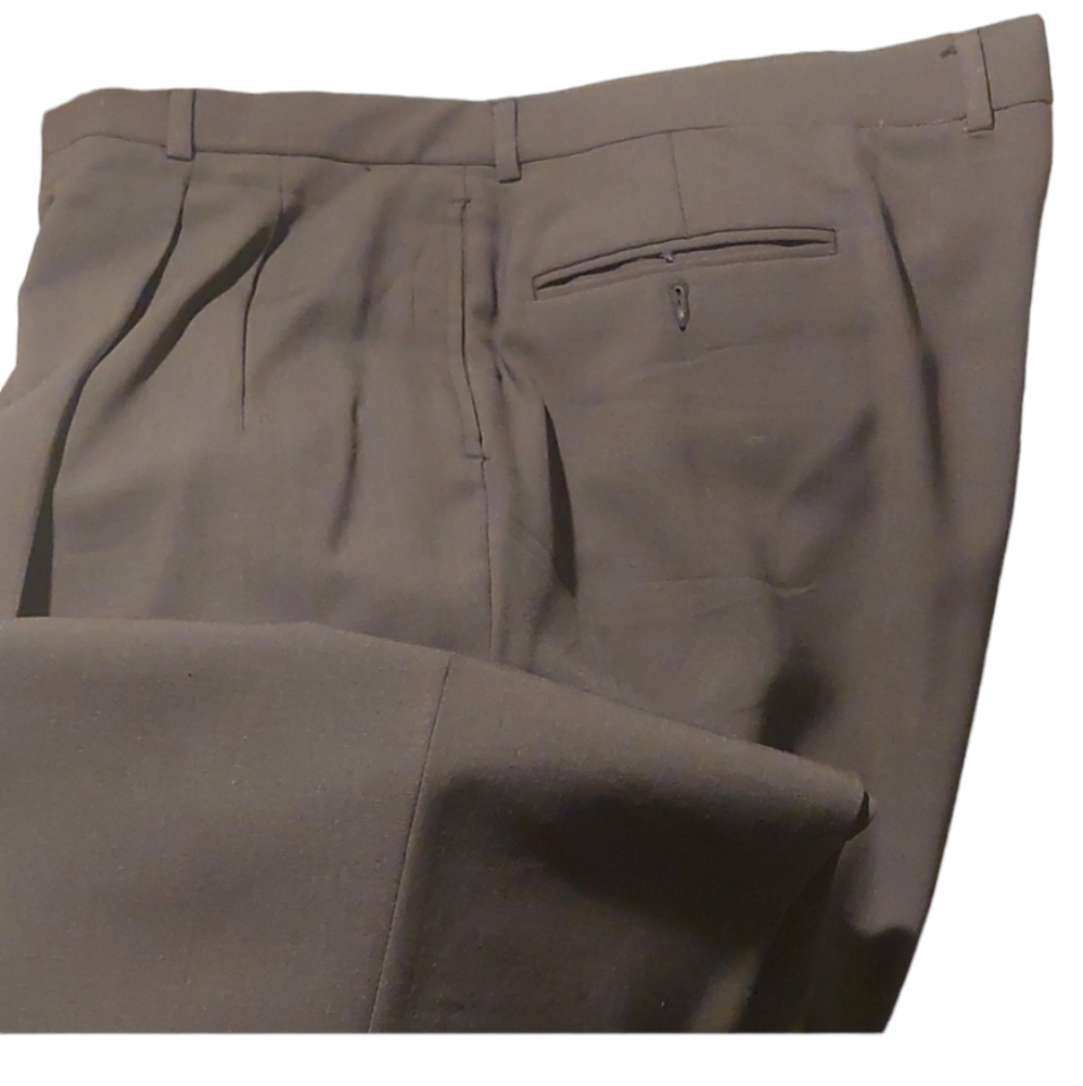 Men Slacks - Picture 4 of 6